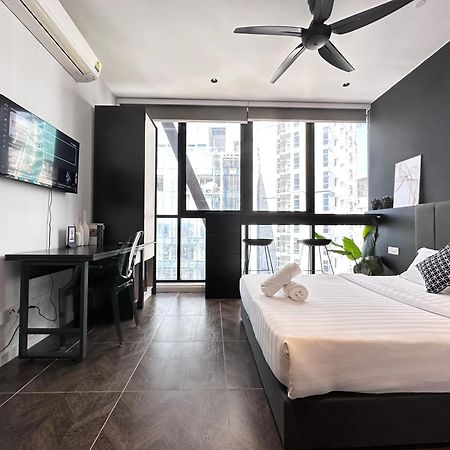 Scarletz Suites Klcc Twin Tower By Purple Orchid กัวลาลัมเปอร์ ภายนอก รูปภาพ