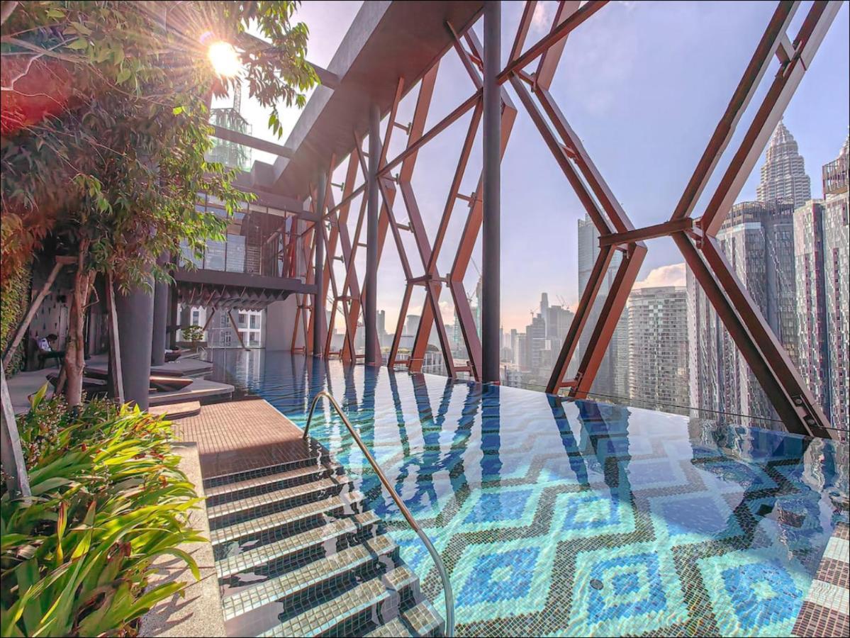 Scarletz Suites Klcc Twin Tower By Purple Orchid กัวลาลัมเปอร์ ภายนอก รูปภาพ