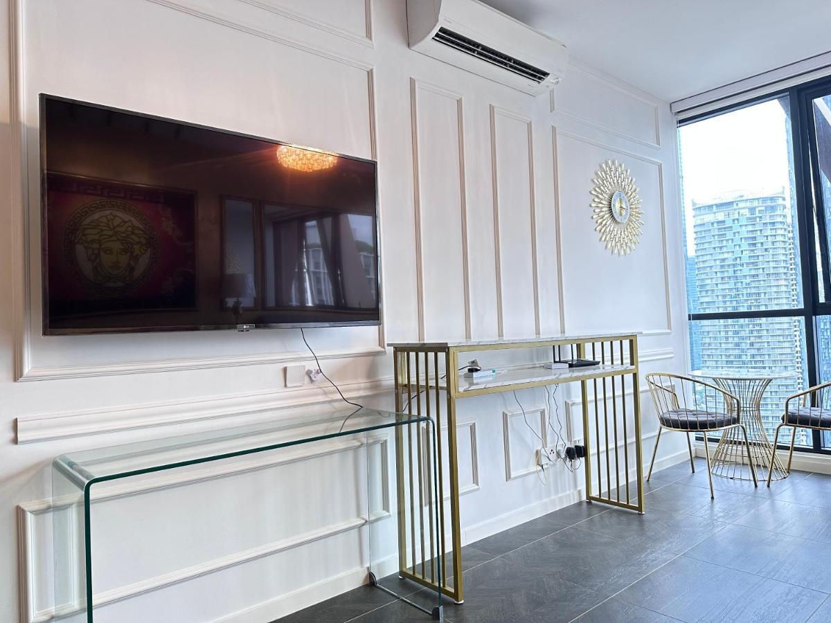Scarletz Suites Klcc Twin Tower By Purple Orchid กัวลาลัมเปอร์ ภายนอก รูปภาพ