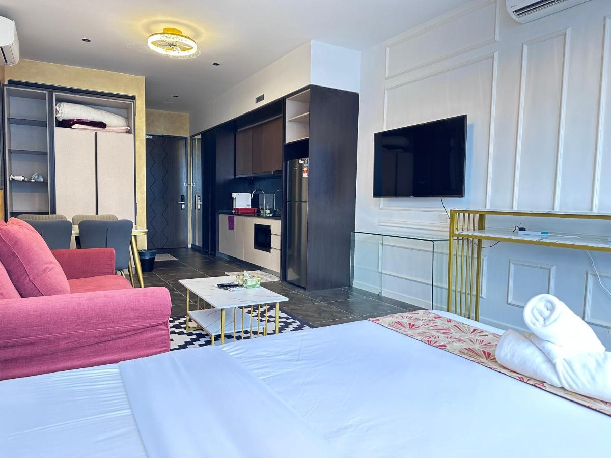 Scarletz Suites Klcc Twin Tower By Purple Orchid กัวลาลัมเปอร์ ภายนอก รูปภาพ