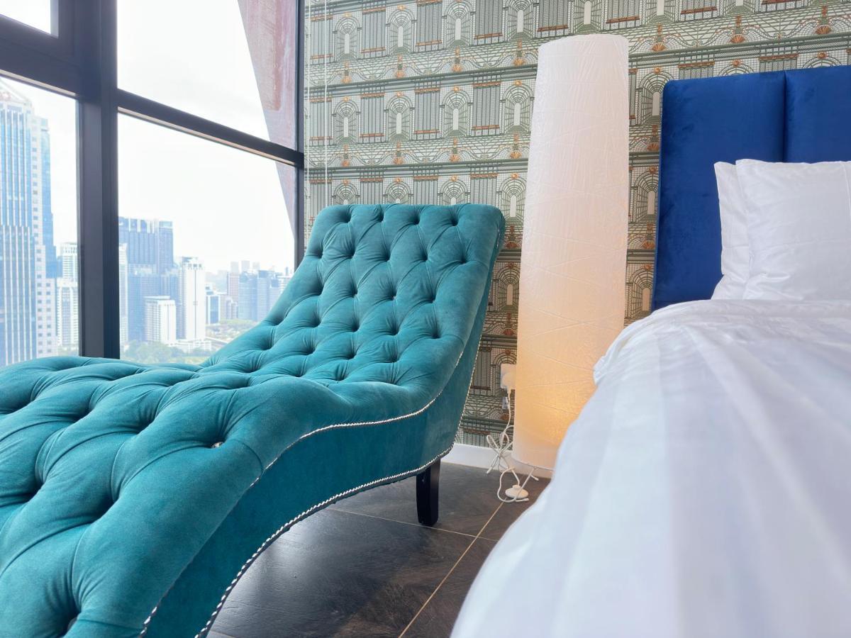 Scarletz Suites Klcc Twin Tower By Purple Orchid กัวลาลัมเปอร์ ภายนอก รูปภาพ