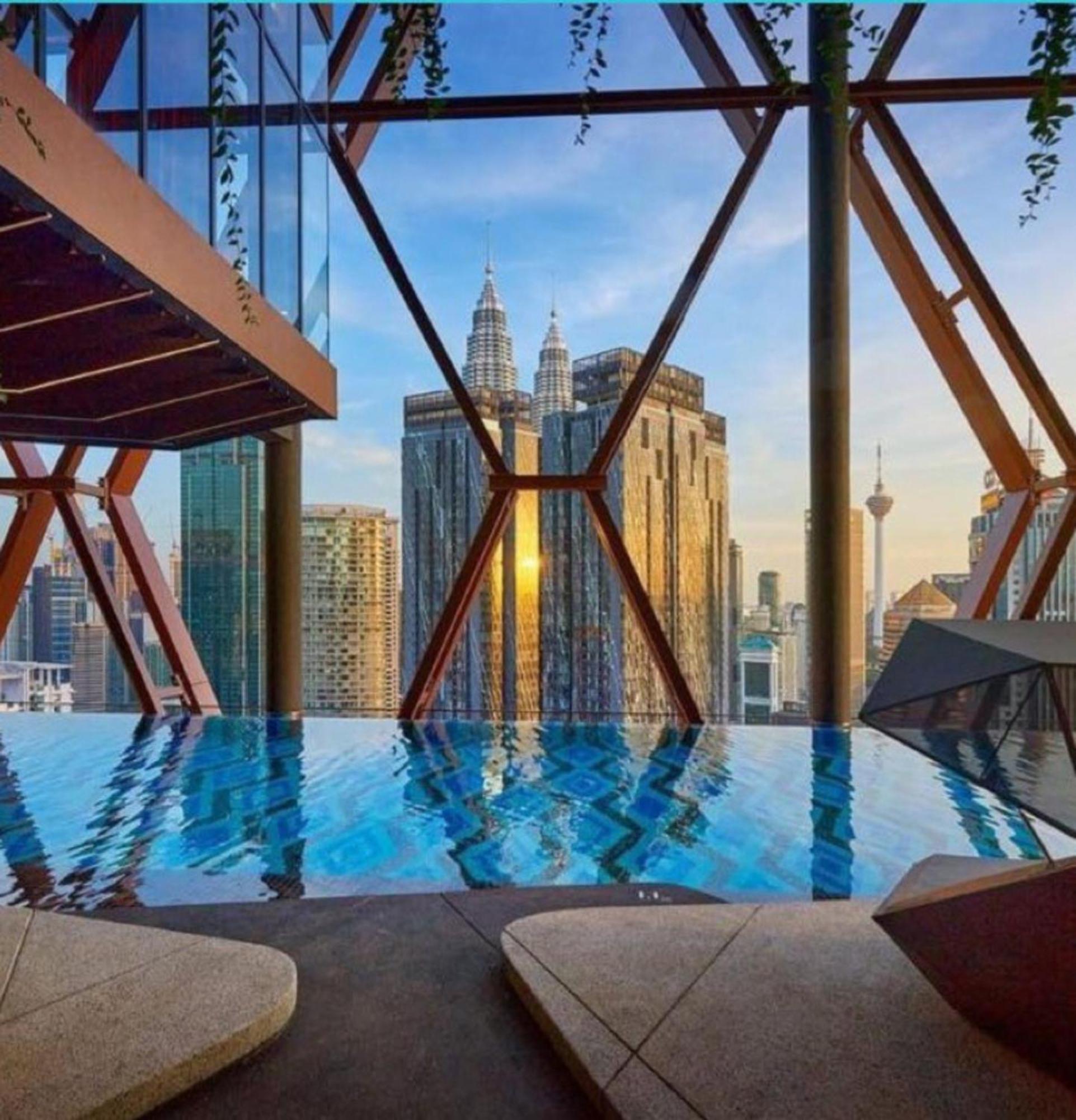 Scarletz Suites Klcc Twin Tower By Purple Orchid กัวลาลัมเปอร์ ภายนอก รูปภาพ
