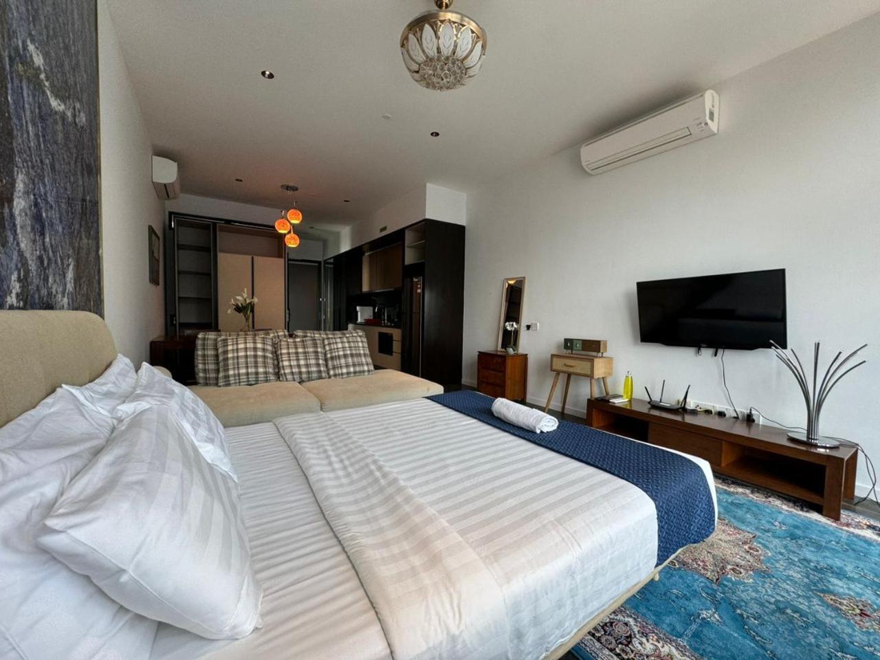 Scarletz Suites Klcc Twin Tower By Purple Orchid กัวลาลัมเปอร์ ภายนอก รูปภาพ