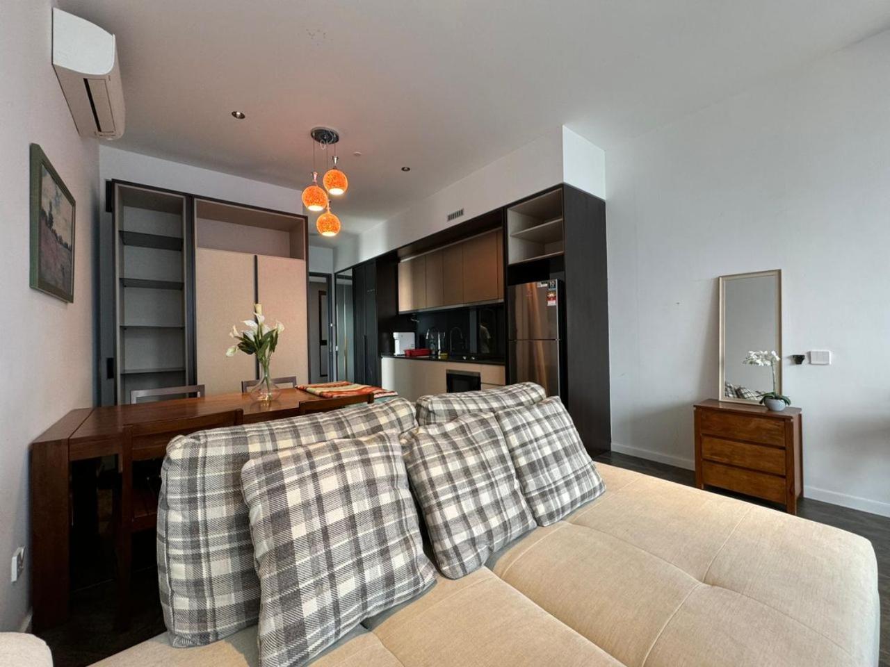 Scarletz Suites Klcc Twin Tower By Purple Orchid กัวลาลัมเปอร์ ภายนอก รูปภาพ