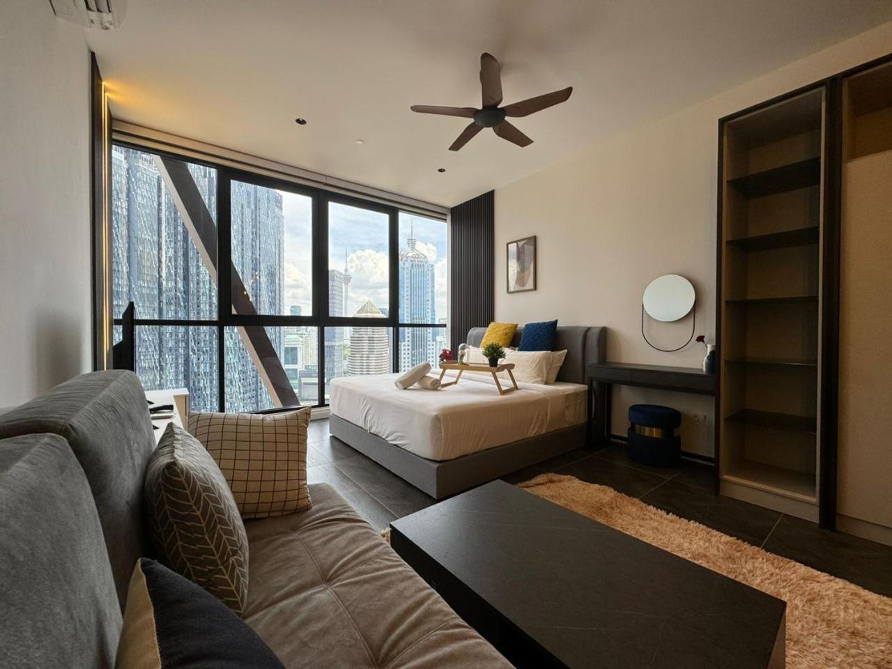 Scarletz Suites Klcc Twin Tower By Purple Orchid กัวลาลัมเปอร์ ภายนอก รูปภาพ