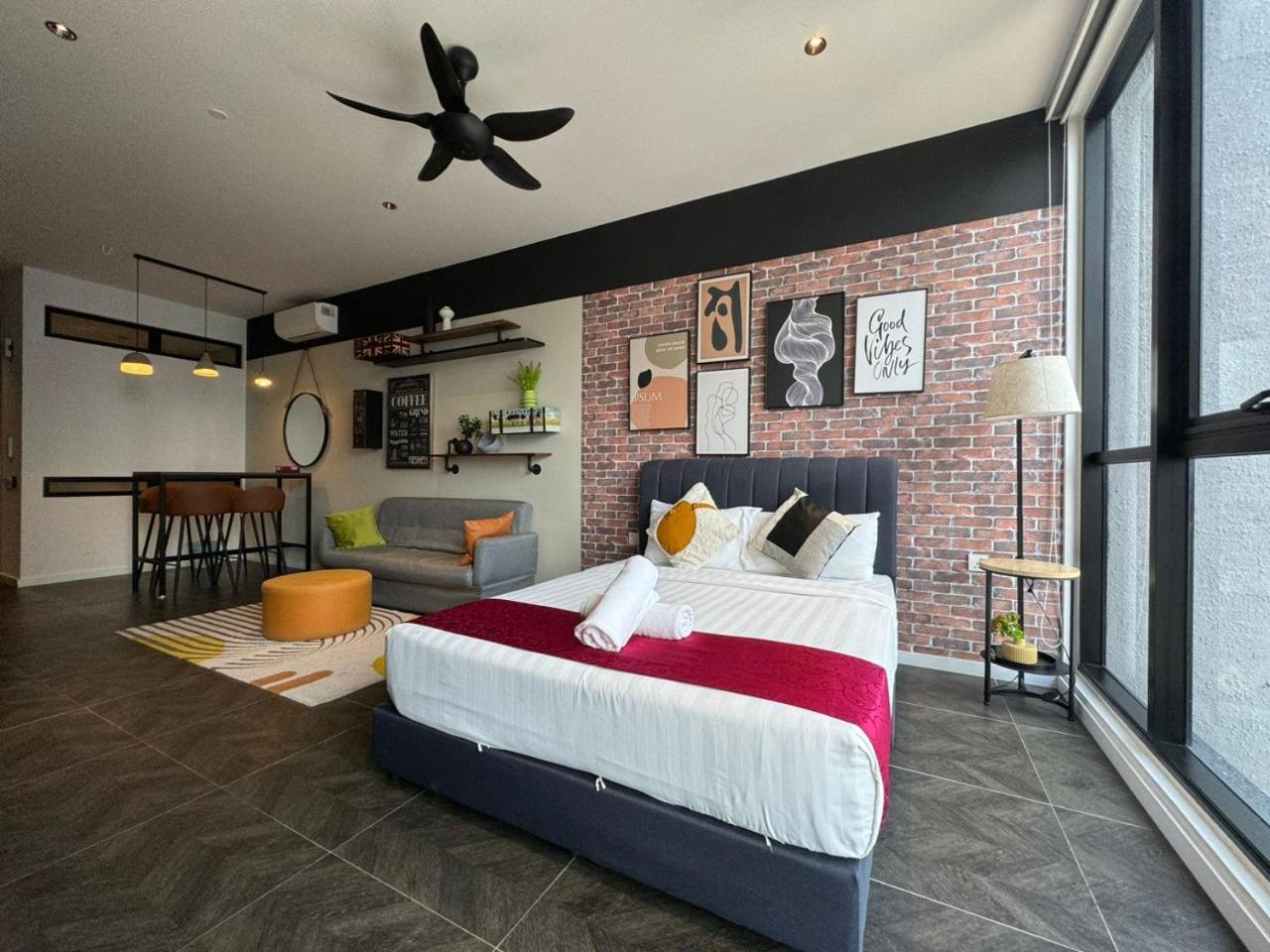 Scarletz Suites Klcc Twin Tower By Purple Orchid กัวลาลัมเปอร์ ภายนอก รูปภาพ
